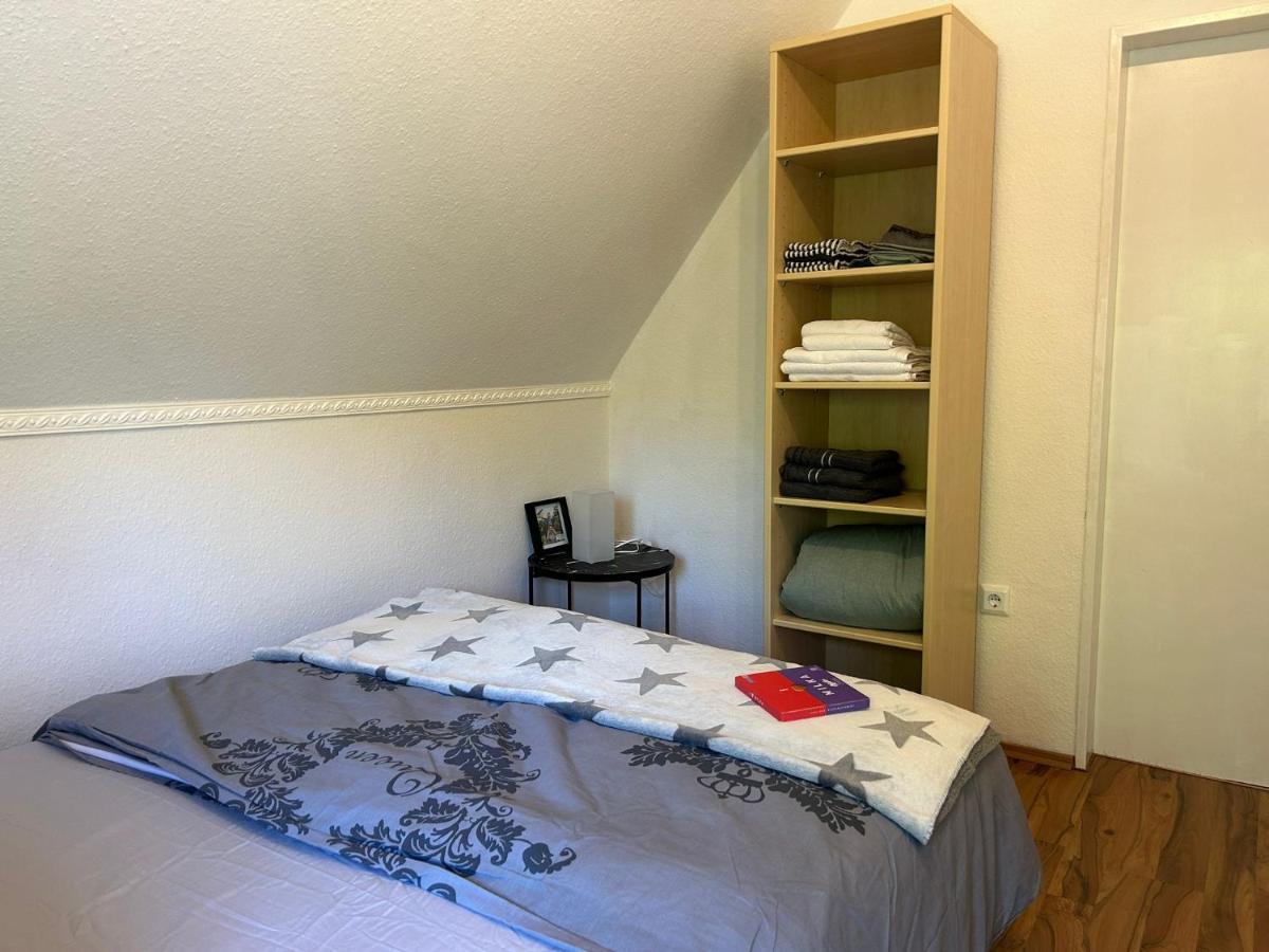 Апартаменты Gemuetliches Familienhaus - Fuehlt Euch Wohl Ольденбург Экстерьер фото