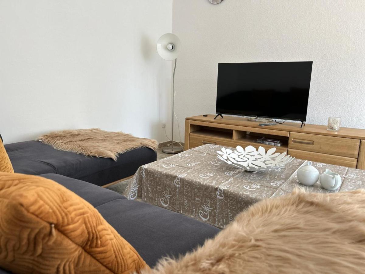 Апартаменты Gemuetliches Familienhaus - Fuehlt Euch Wohl Ольденбург Экстерьер фото